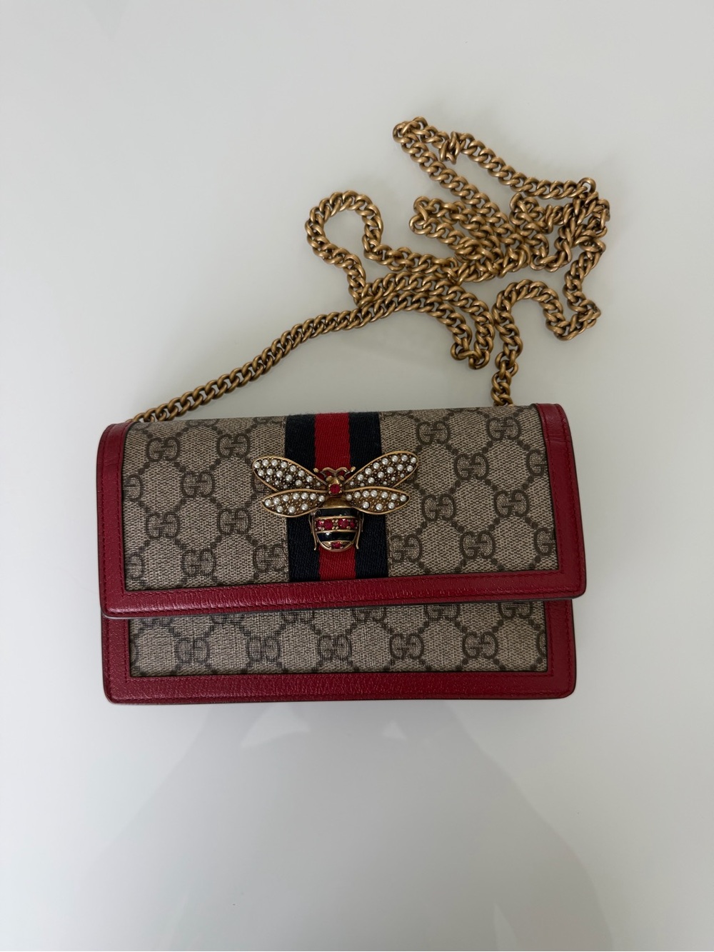 Gucci Beige GG Supreme with Red Trim and Gold Bee Chain Crossbody